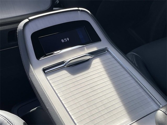 New 2025 Lincoln Navigator L Reserve w/ Jet Appearance Package image 18