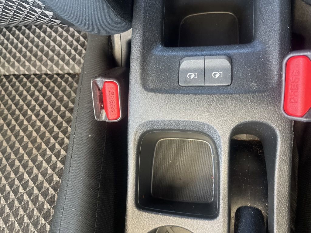 Used 2024 Nissan Versa S w/ Trunk Package image 19