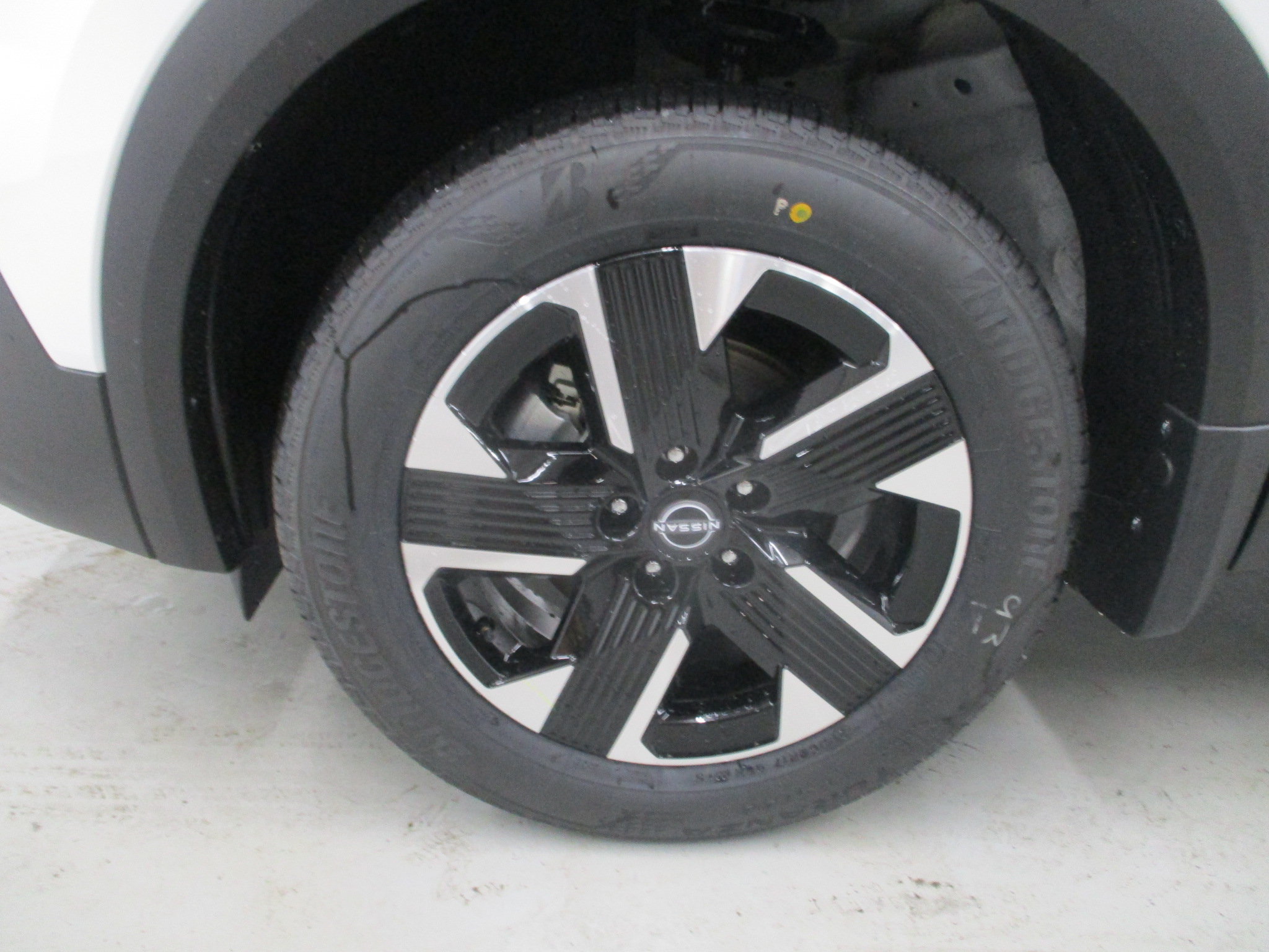 New 2026 Nissan Kicks SV w/ SV Premium Package AWD/4WD image 11