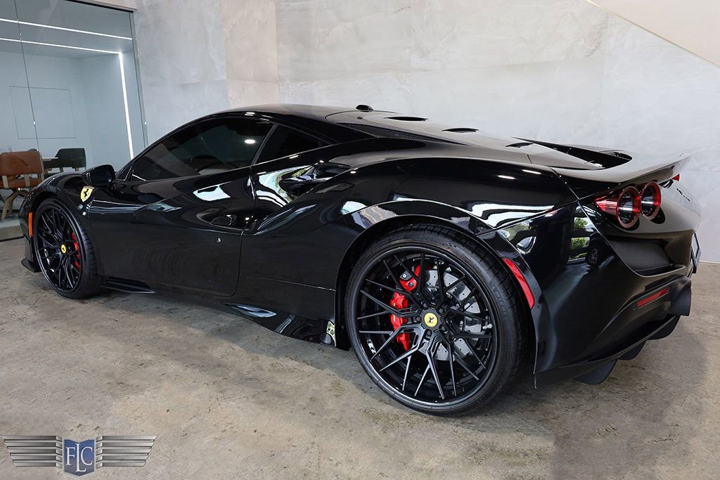 Used 2020 Ferrari F8 Tributo image 5