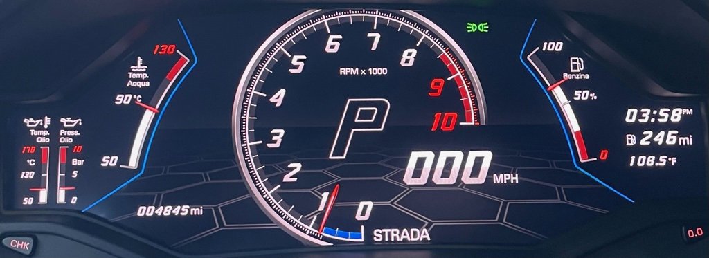 Used 2020 Lamborghini Huracan EVO image 21