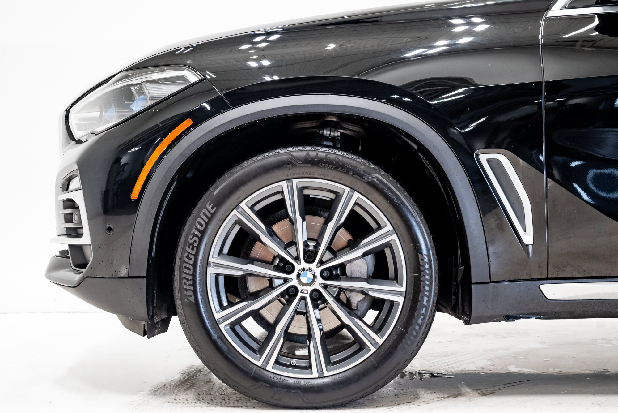 Used 2019 BMW X5 xDrive40i w/ Executive Package AWD/4WD image 27