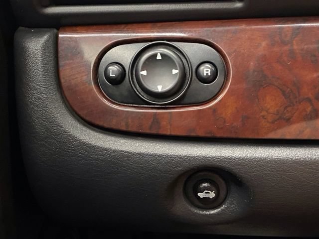 Used 2002 Chrysler Sebring LX FWD image 26