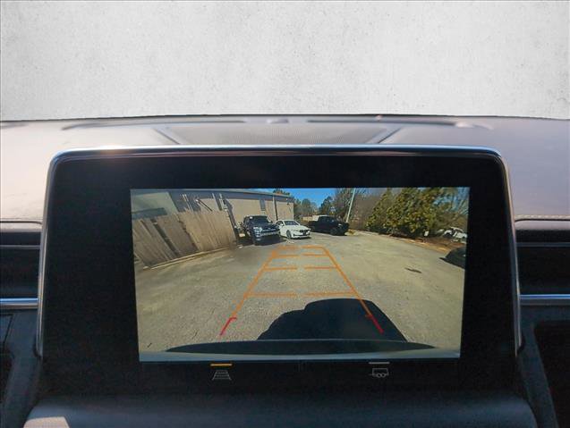 Used 2022 Chevrolet Suburban Premier image 12