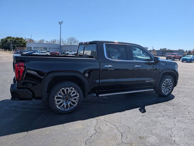 New 2026 GMC Sierra 1500 Denali Ultimate w/ LPO, Black Badging Package image 9