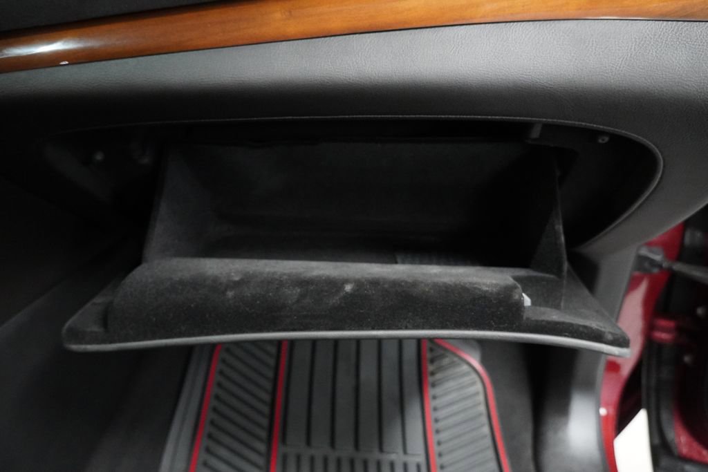 Used 2017 Cadillac Escalade ESV Luxury image 33