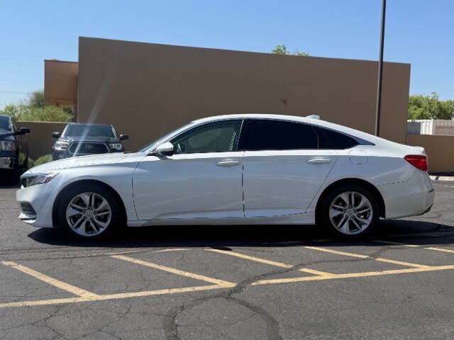 Used 2018 Honda Accord LX image 6