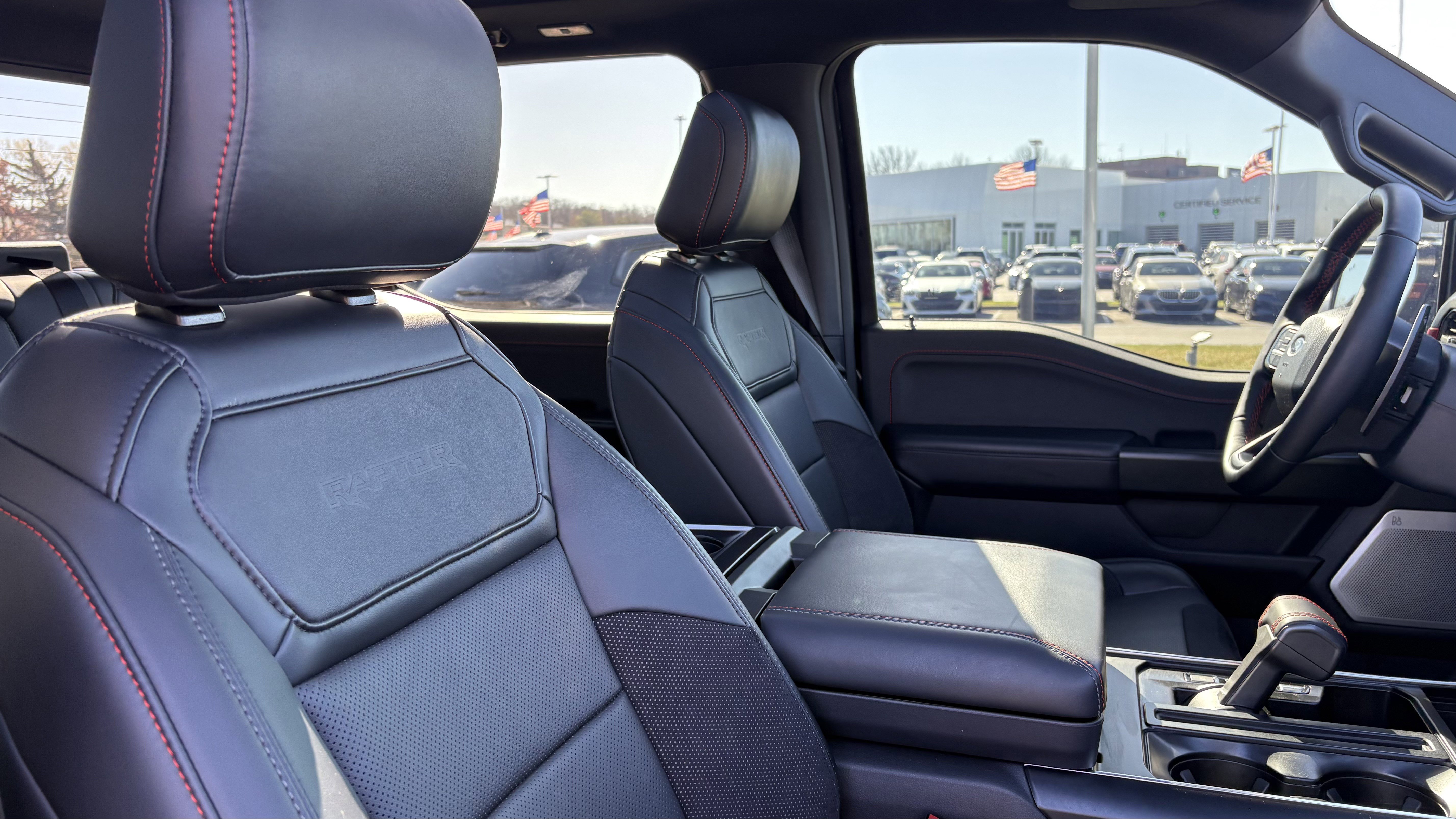 Used 2025 Ford F150 Raptor image 33