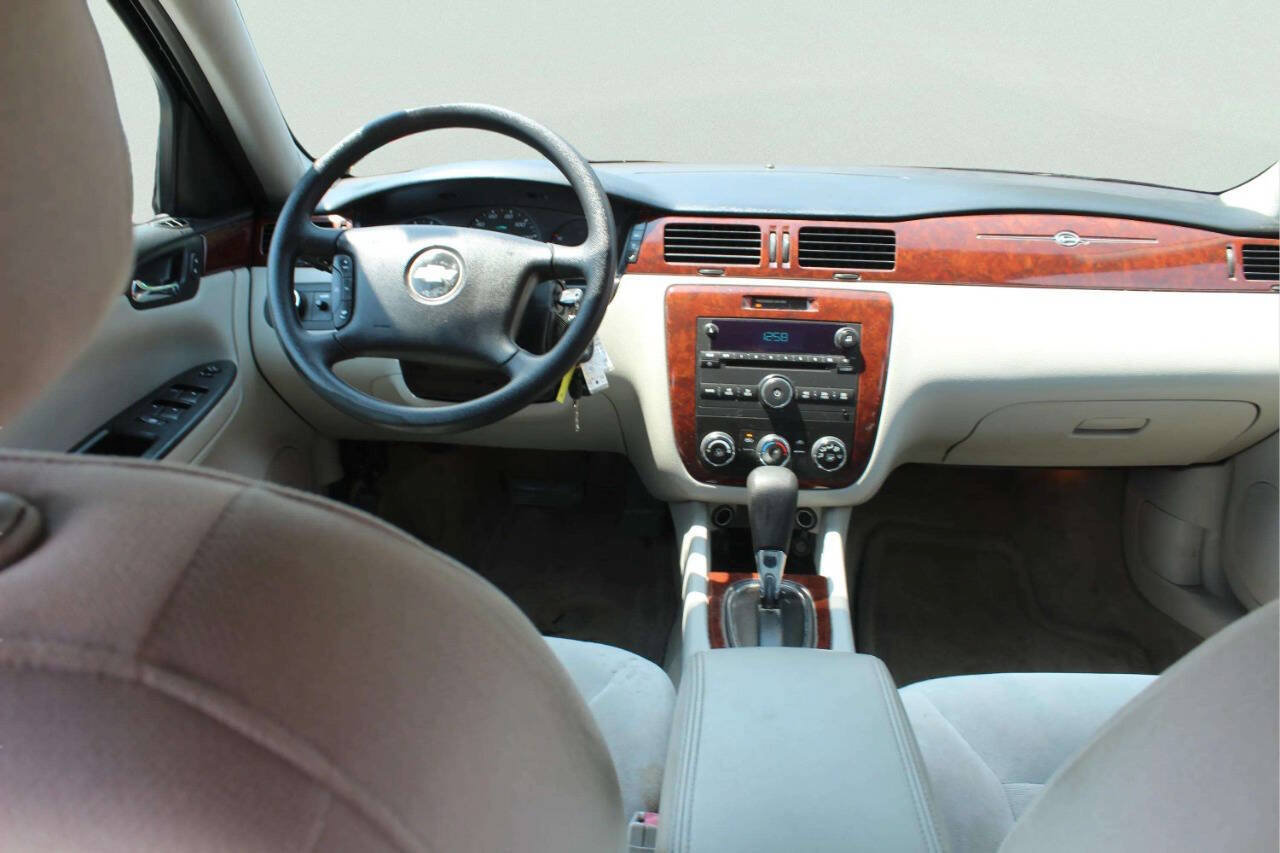 Used 2007 Chevrolet Impala LS FWD image 9