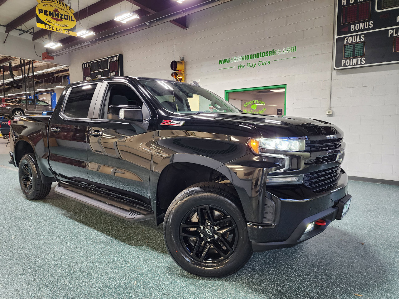 Used 2020 Chevrolet Silverado 1500 LT Trail Boss image 14