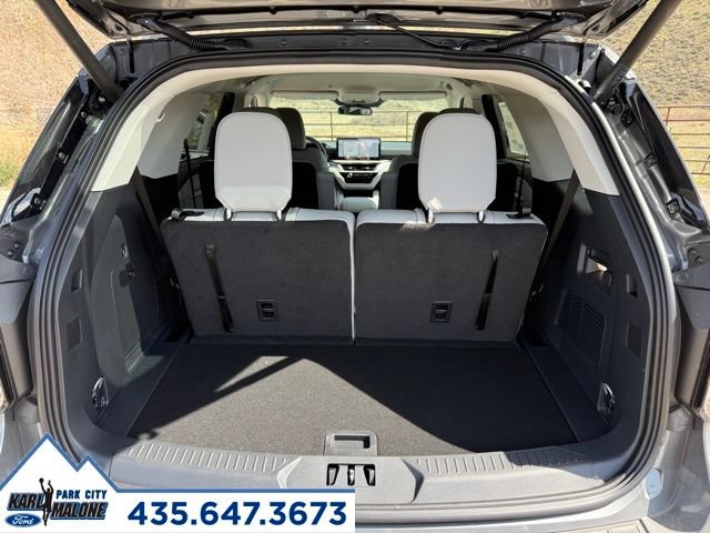 Used 2026 Ford Explorer Active w/ Active Comfort Package AWD/4WD image 31
