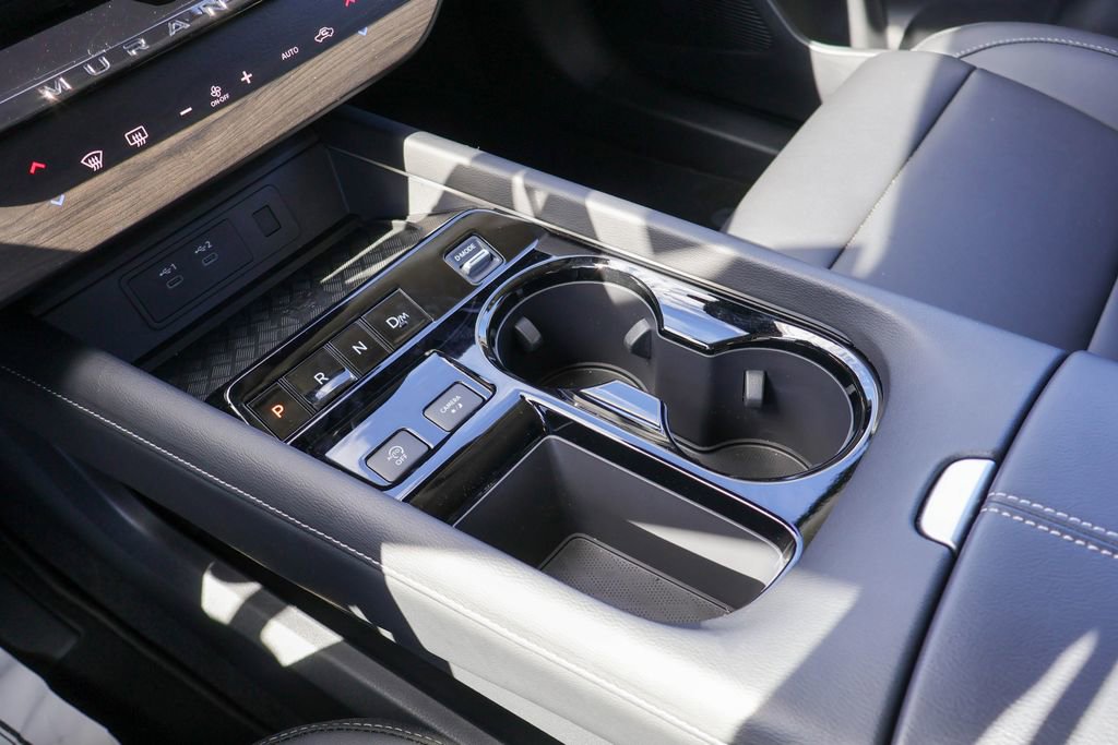 Certified 2025 Nissan Murano SV image 15