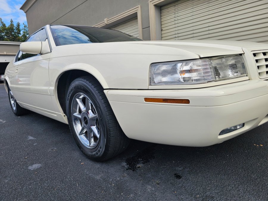 Used 2002 Cadillac Eldorado Collector's Edition FWD image 22
