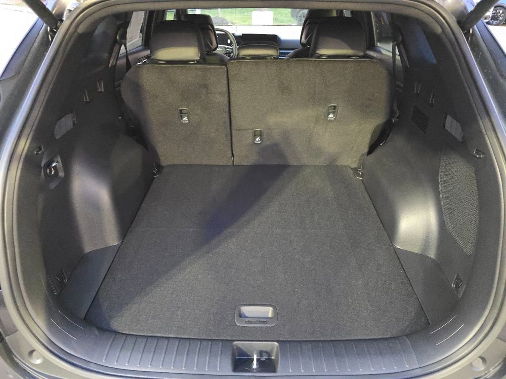 New 2026 Kia Sportage X-Line w/ X-Line Technology Package image 18