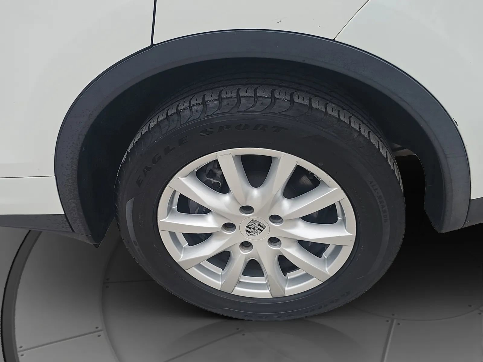 Used 2014 Porsche Cayenne image 25