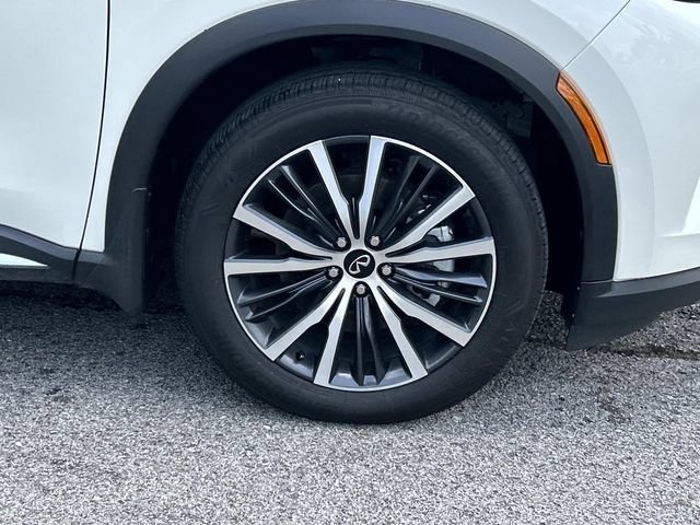 Certified 2025 INFINITI QX60 Autograph w/ Cargo Package AWD/4WD image 9
