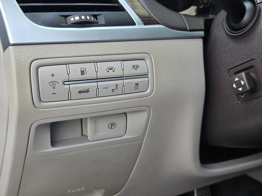 Used 2019 Genesis G80 3.8 w/ Sport Package 02 RWD image 18