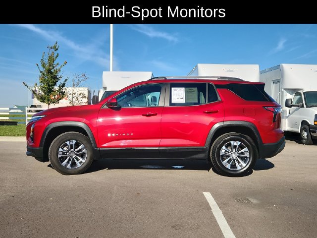 Used 2025 Chevrolet Equinox LT w/ Convenience Package II AWD/4WD image 4
