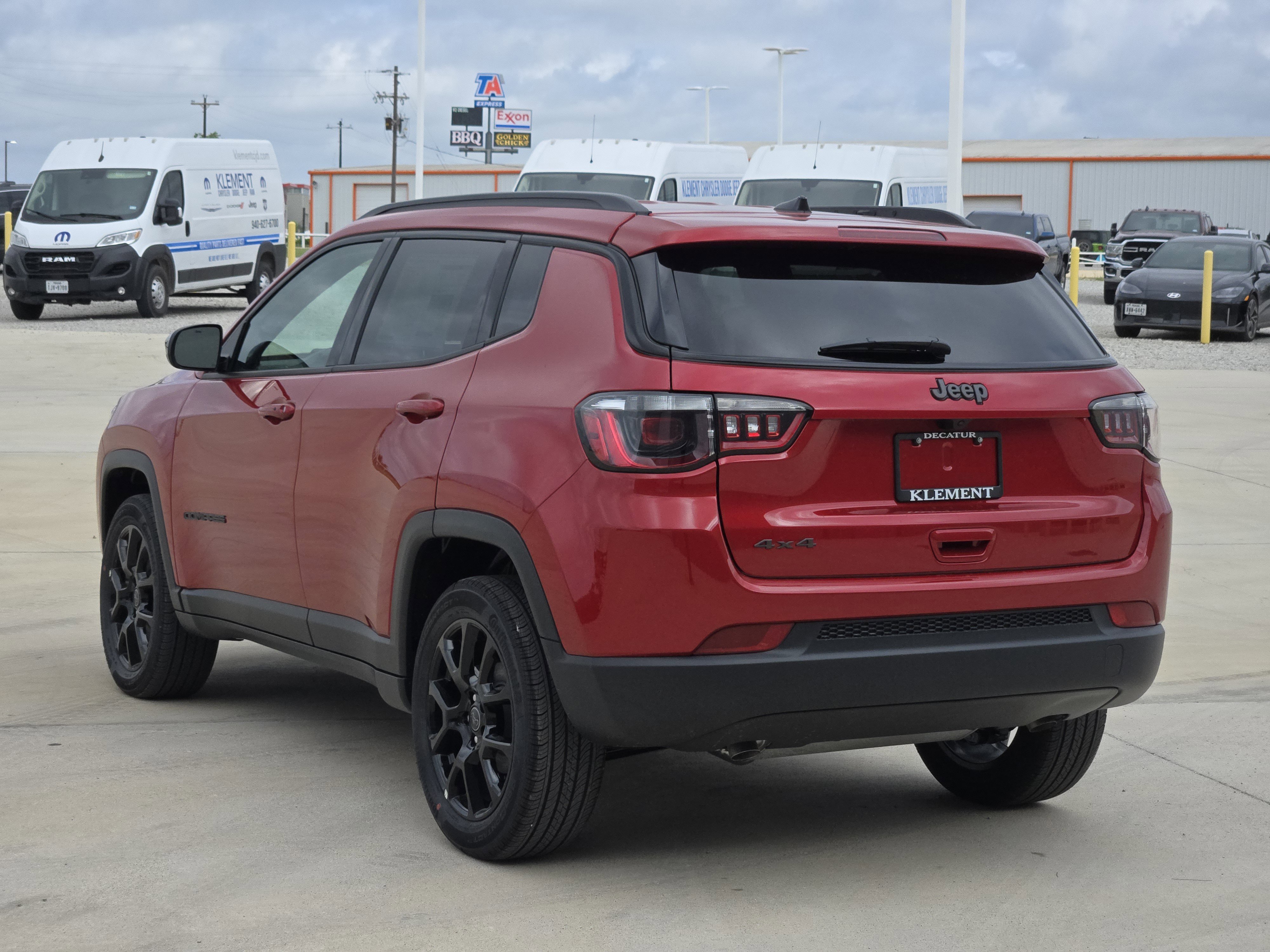 New 2026 Jeep Compass Latitude AWD/4WD image 4