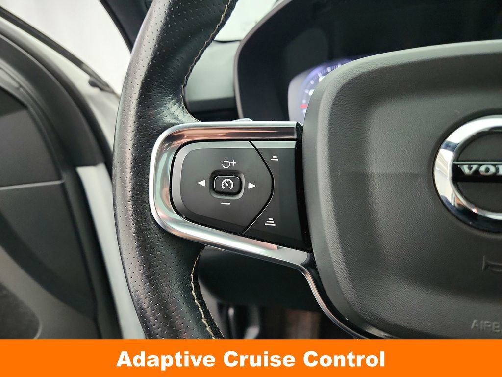 Used 2019 Volvo XC40 T5 R-Design AWD/4WD image 24