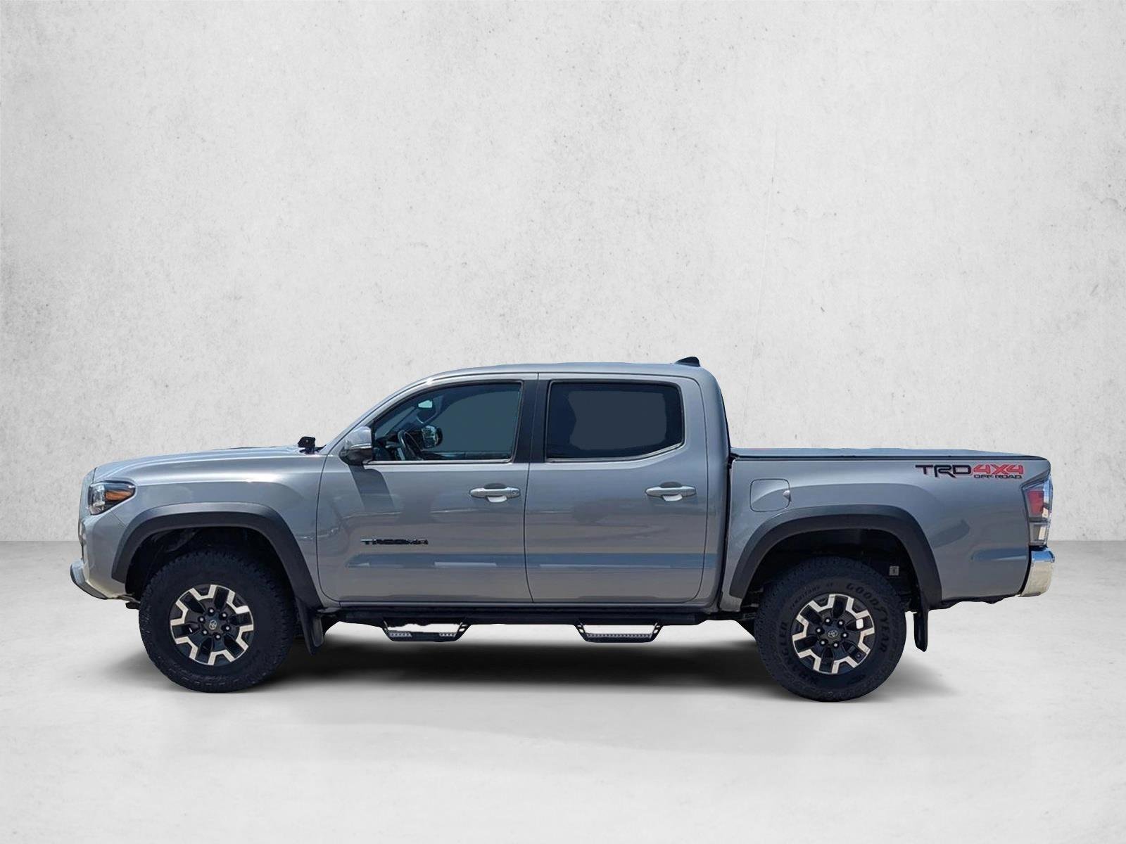 Used 2020 Toyota Tacoma TRD Off-Road AWD/4WD image 8