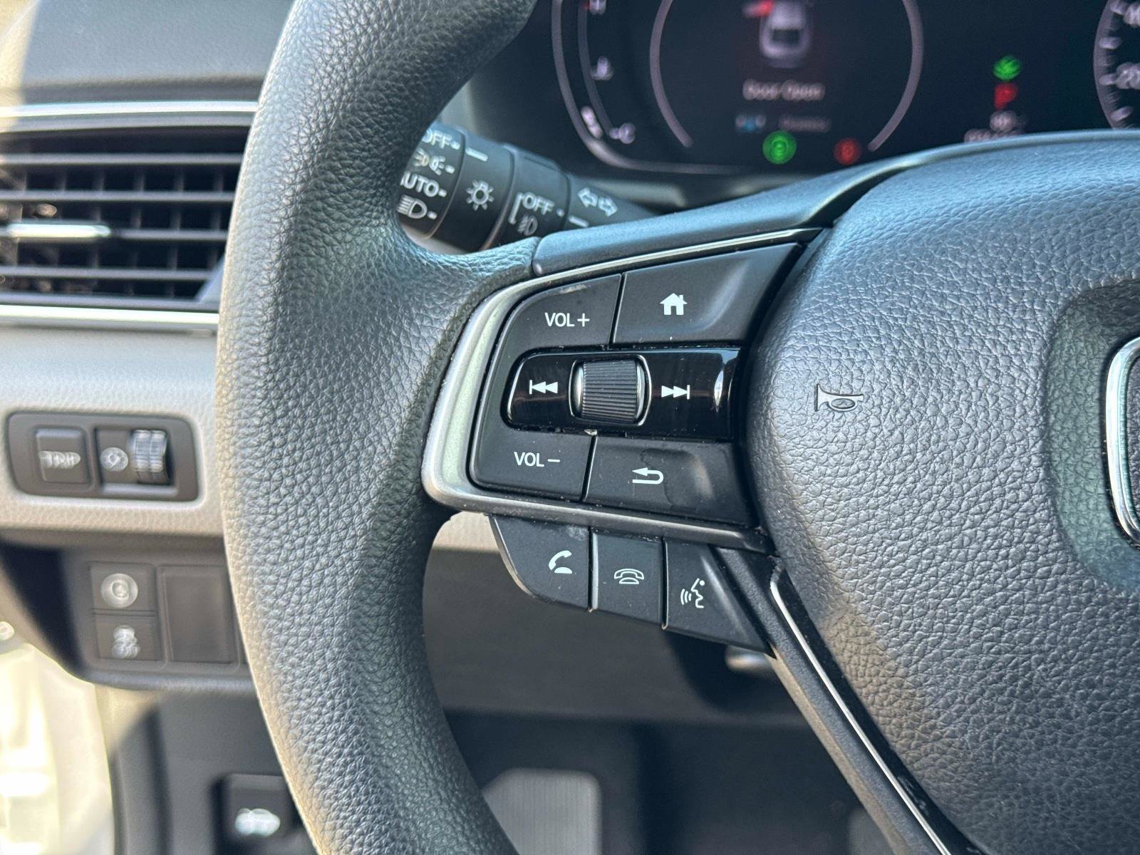 Certified 2020 Honda Accord EX image 30