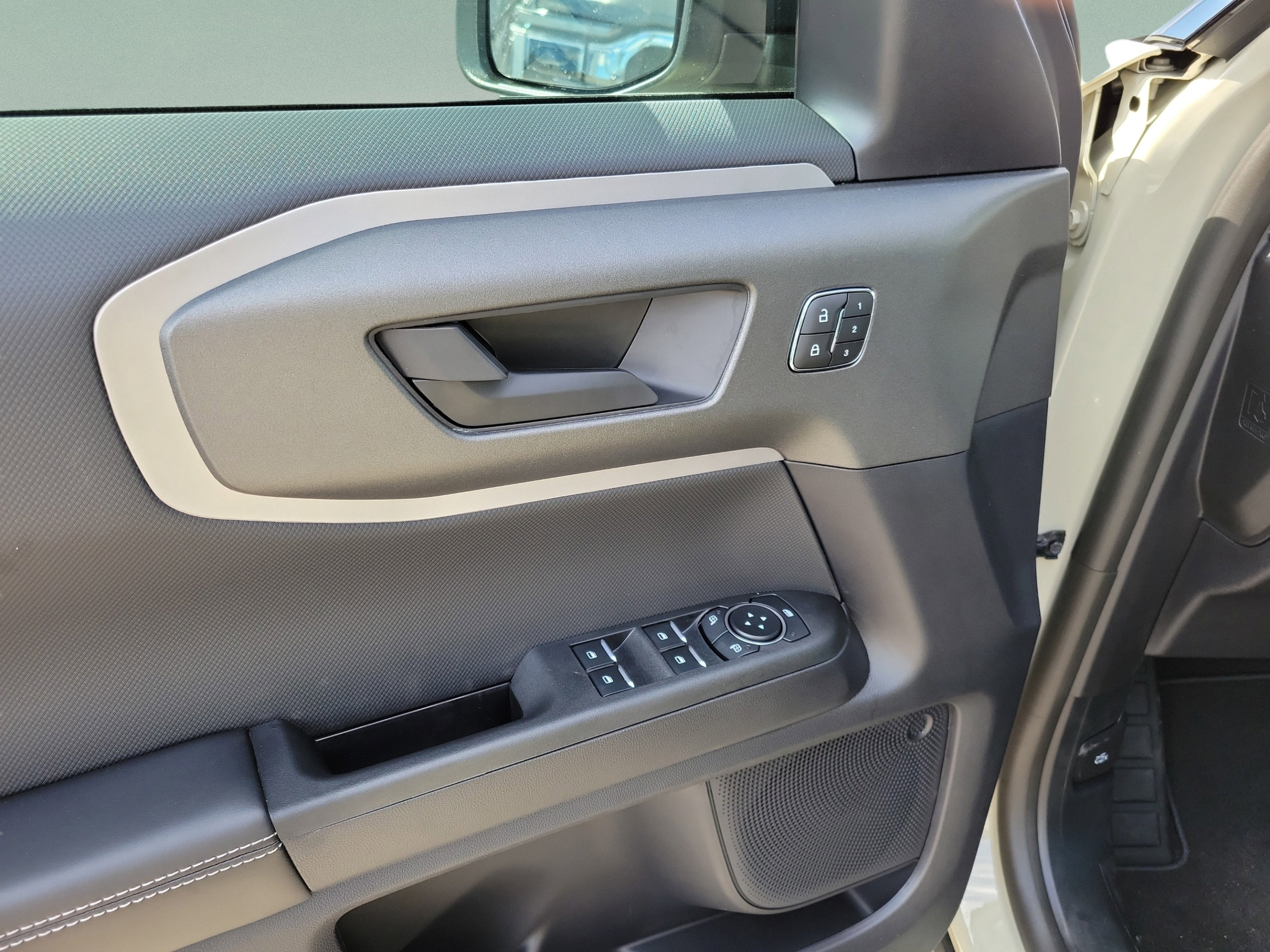 New 2025 Ford Bronco Sport Outer Banks AWD/4WD image 28