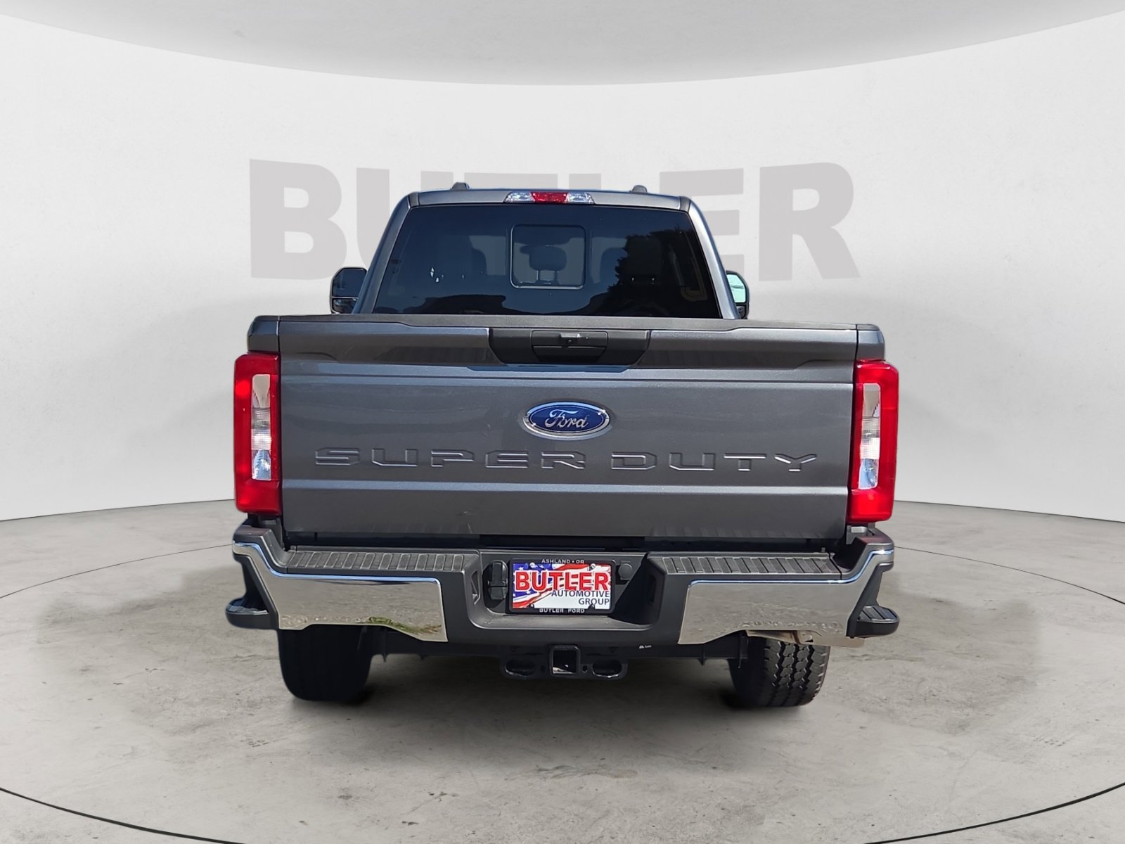 New 2025 Ford F250 XLT image 4