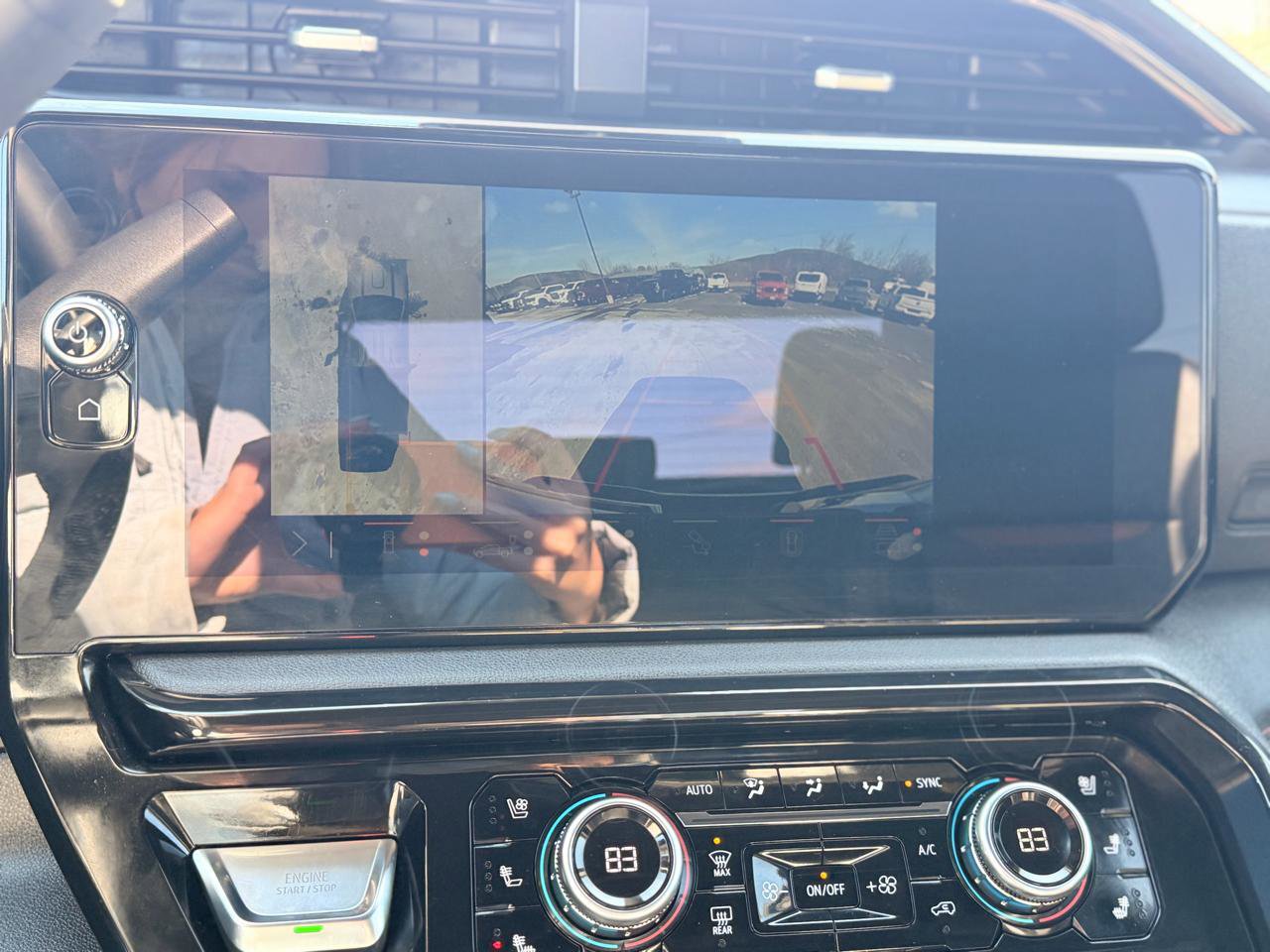Used 2025 GMC Sierra 2500 AT4 image 31