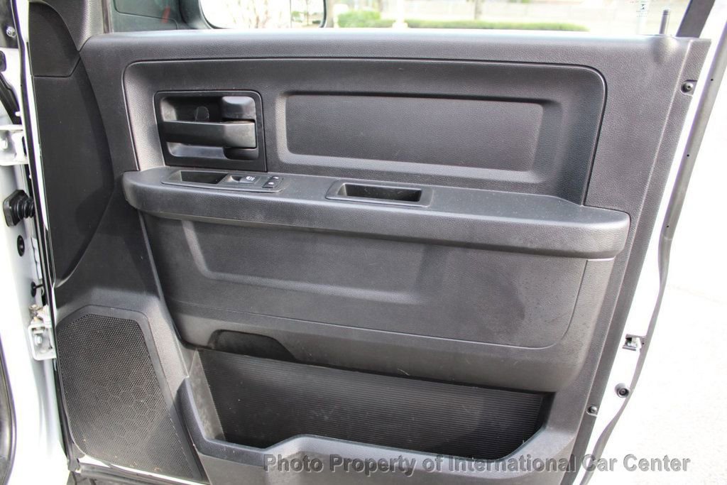 Used 2017 RAM 3500 Tradesman w/ Chrome Appearance Group image 23