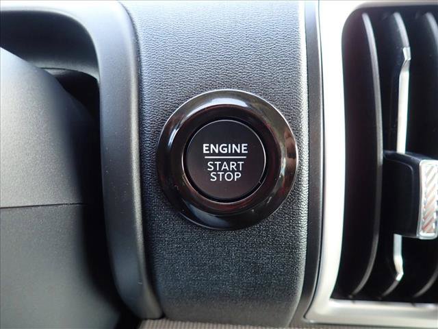 Used 2025 Ford Expedition Active AWD/4WD image 23