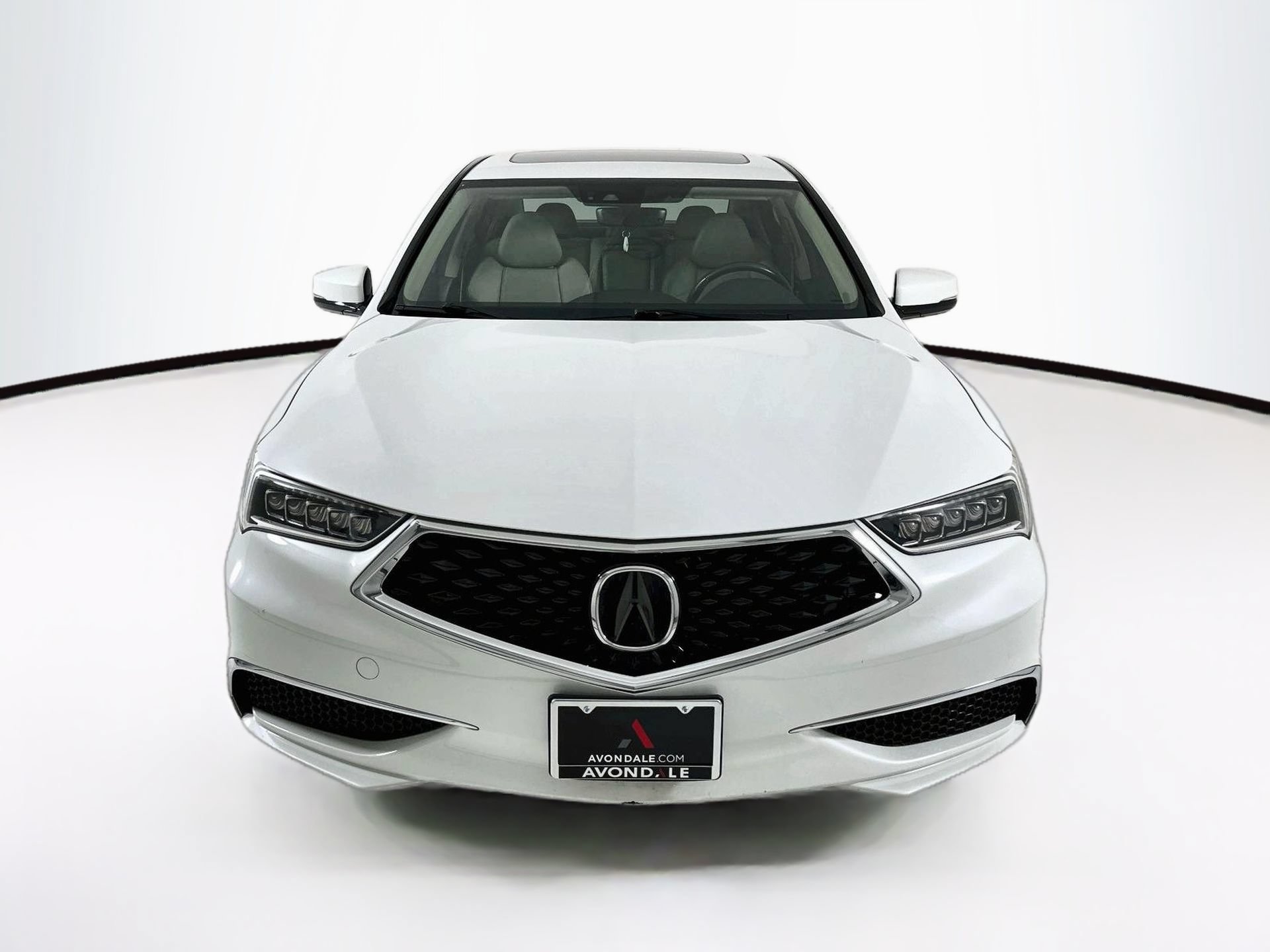 Used 2018 Acura TLX w/ Technology Package FWD image 2