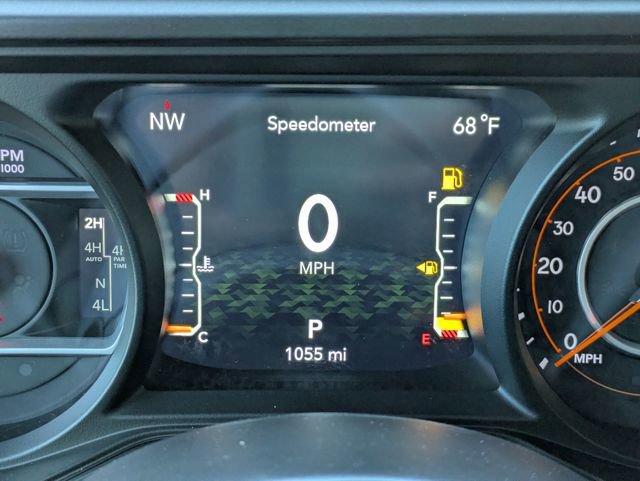 Used 2025 Jeep Wrangler Unlimited Rubicon AWD/4WD image 31