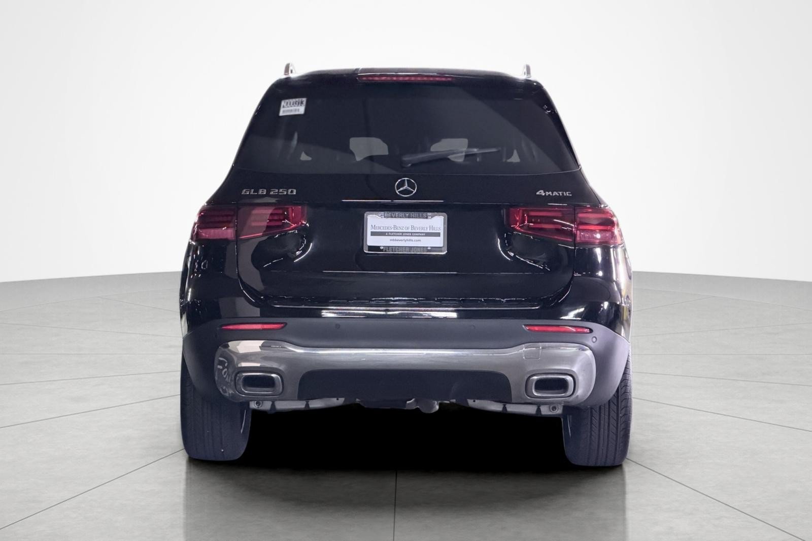 New 2025 Mercedes-Benz GLB 250 4MATIC image 4