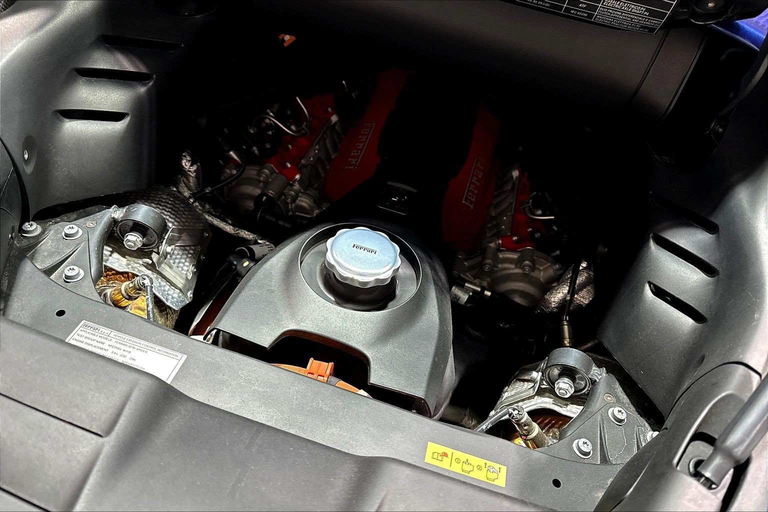 Used 2022 Ferrari SF90 Spider AWD/4WD image 25