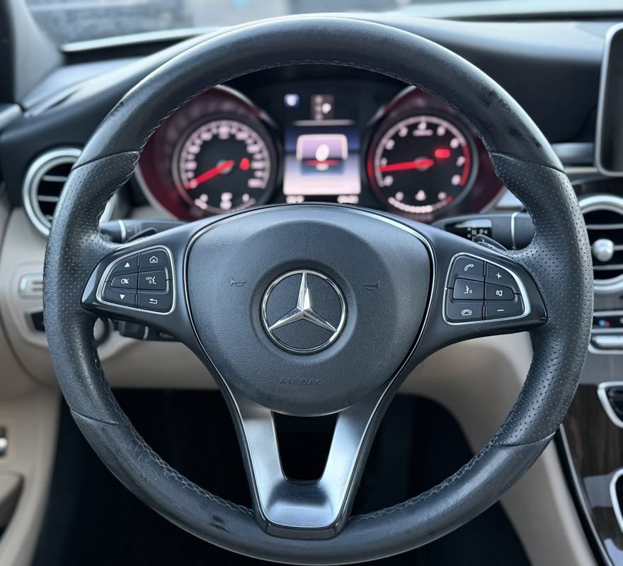 Used 2018 Mercedes-Benz C 300 4MATIC Sedan image 22