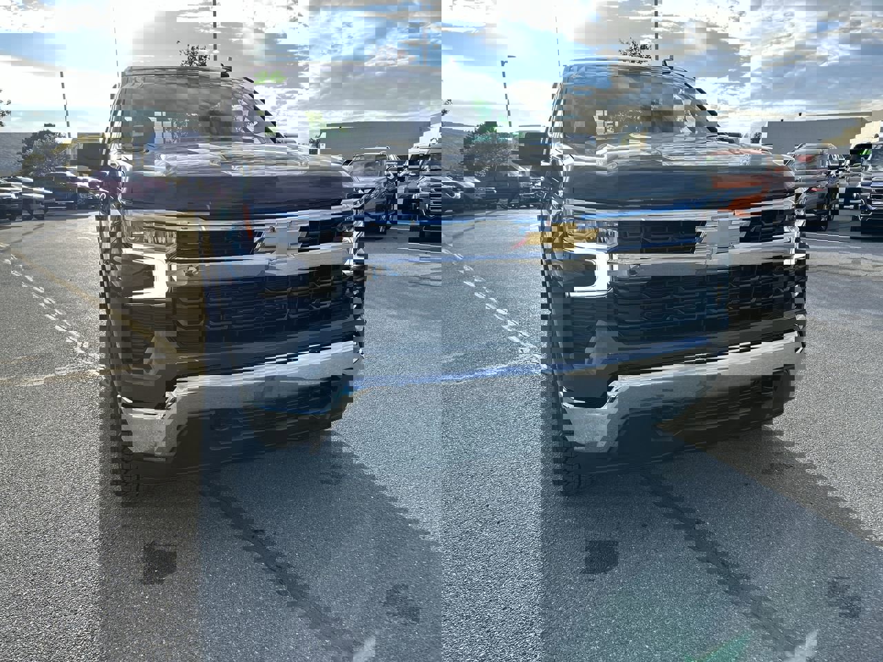 New 2026 Chevrolet Silverado 1500 LT w/ LPO, Dark Essentials Package video 2