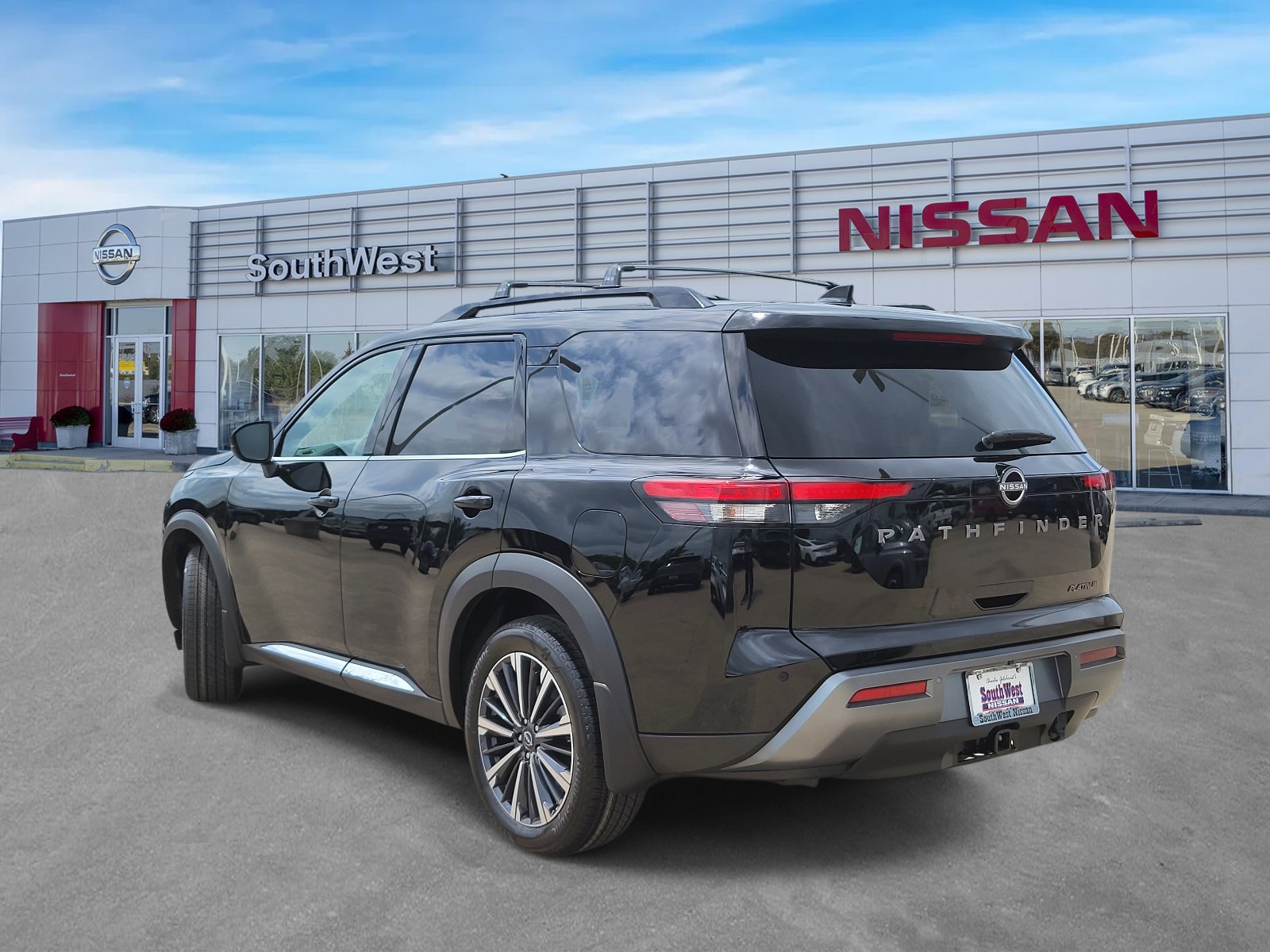 New 2026 Nissan Pathfinder Platinum w/ Cargo Package FWD image 7