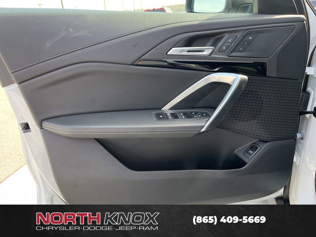 Used 2025 BMW X1 xDrive28i image 5