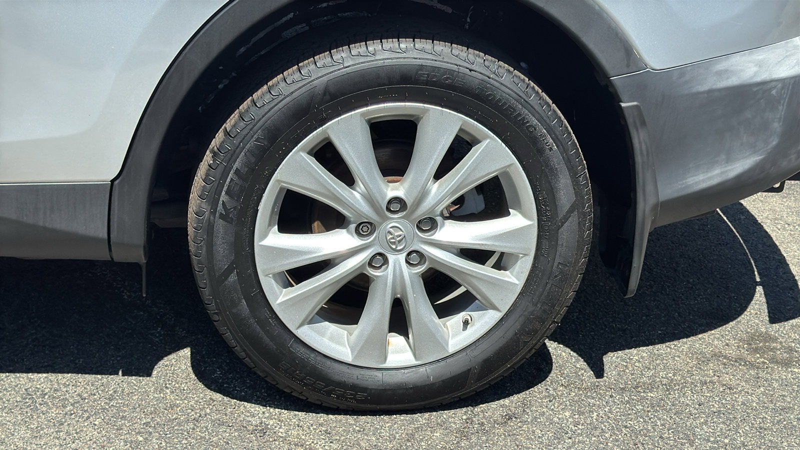Used 2015 Toyota RAV4 Limited AWD/4WD image 5