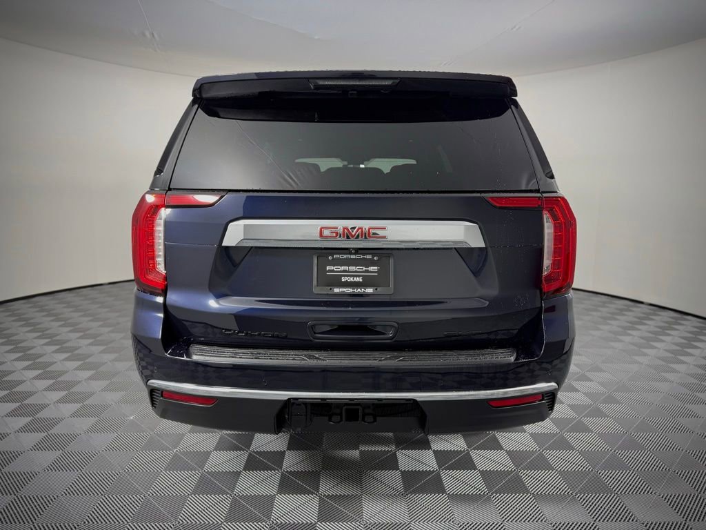 Used 2023 GMC Yukon XL SLT w/ SLT Premium Package image 8