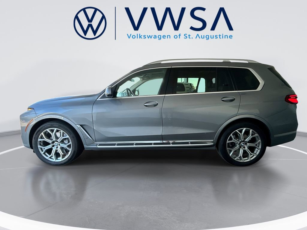 Used 2025 BMW X7 xDrive40i image 4