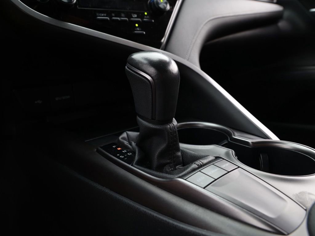 Used 2024 Toyota Camry SE FWD image 30