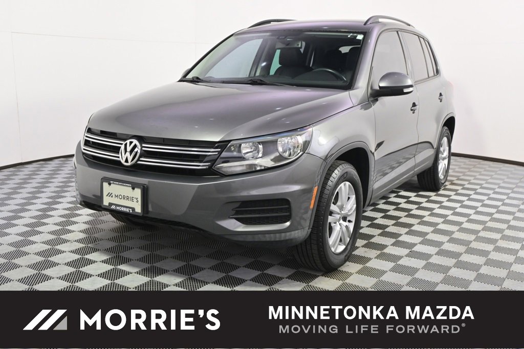 Used 2016 Volkswagen Tiguan S image 1