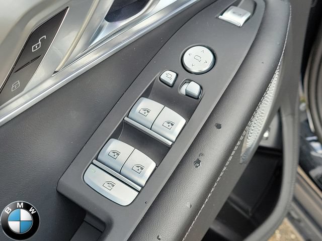 Used 2023 BMW XM AWD/4WD image 21