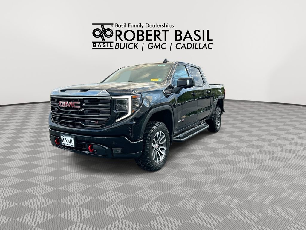 Used 2023 GMC Sierra 1500 AT4 w/ AT4 Premium Package AWD/4WD image 4