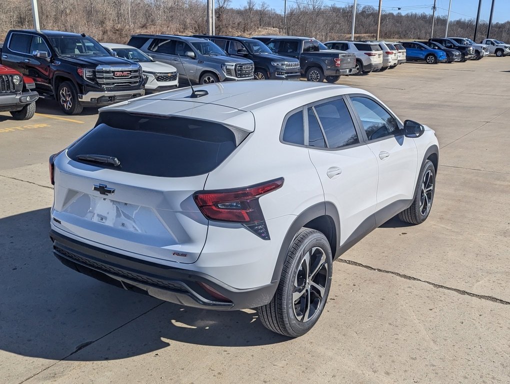 New 2026 Chevrolet Trax RS w/ Driver Confidence Package image 7