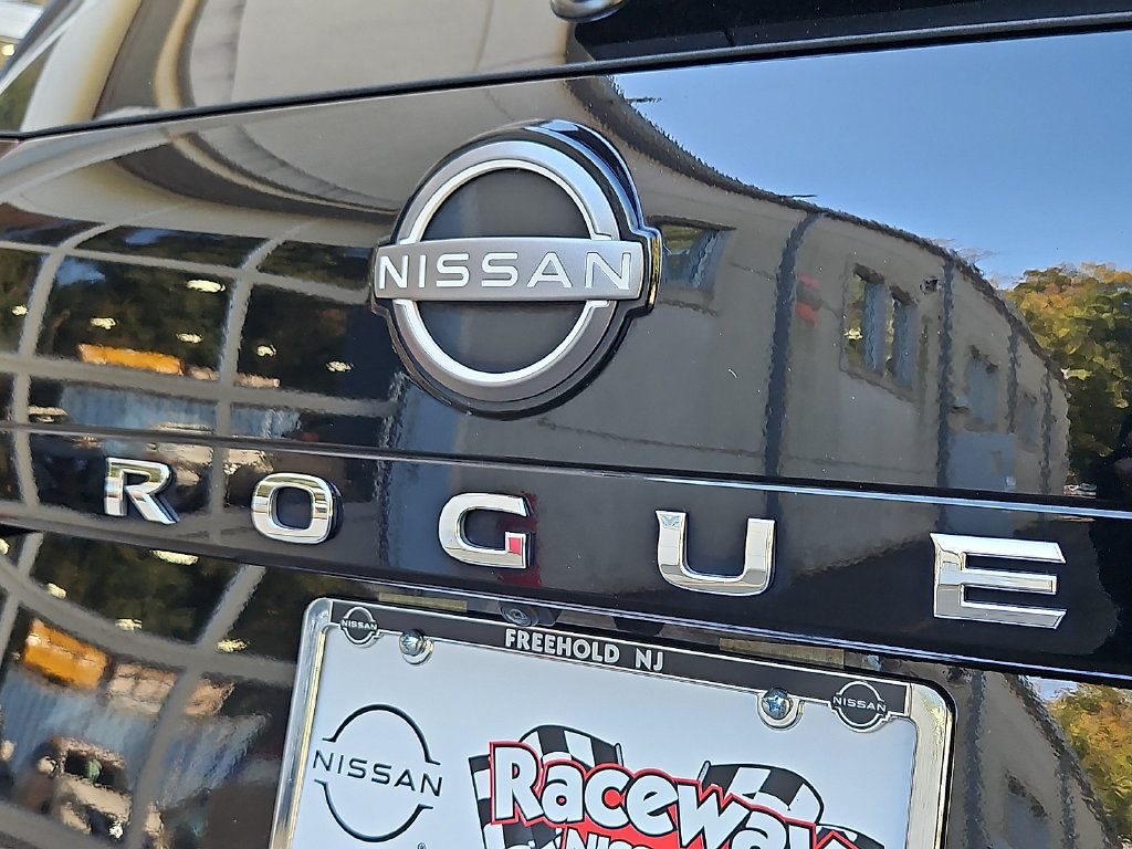 Used 2023 Nissan Rogue SV w/ SV Premium B Package AWD/4WD image 33