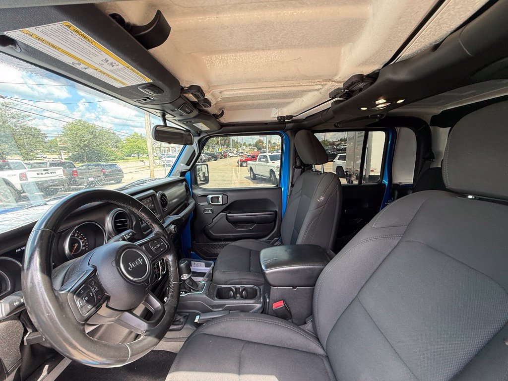 Used 2021 Jeep Gladiator Sport AWD/4WD image 13