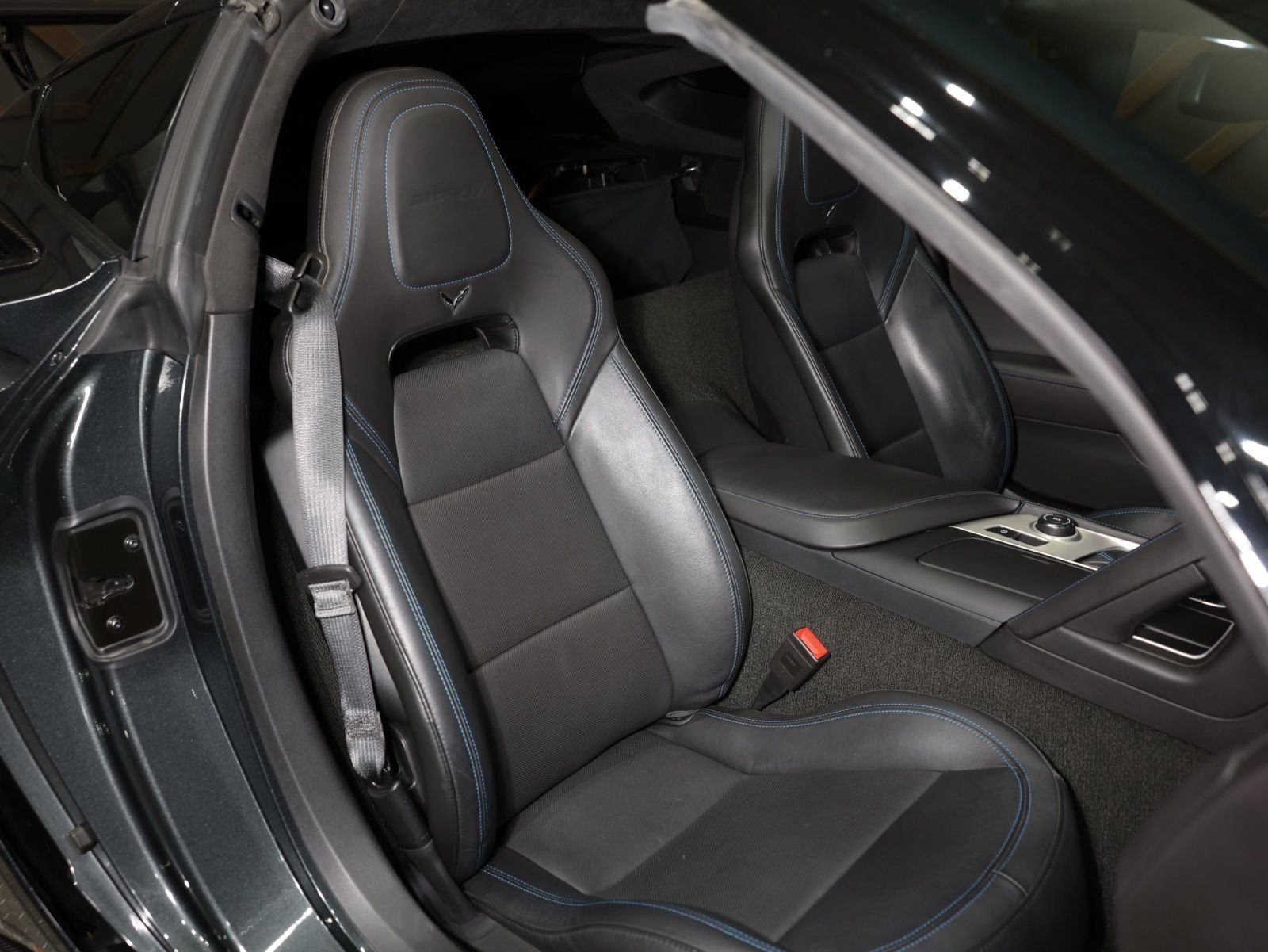 Used 2019 Chevrolet Corvette ZR1 RWD image 5